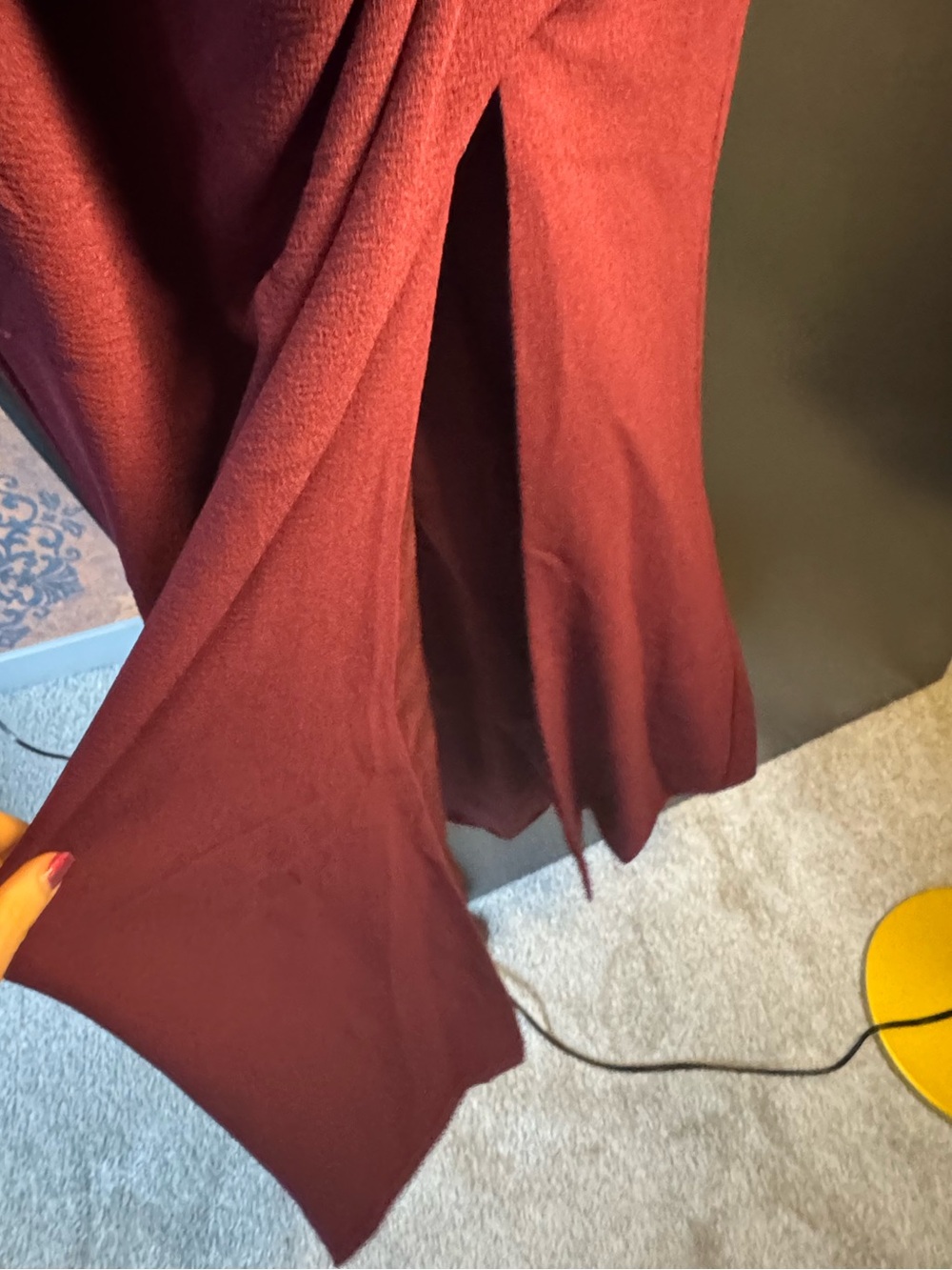 Dress The Population Elegant Burgundy V-Neck Slit Evening Dress 💋🌹 - Picture 8 of 16
